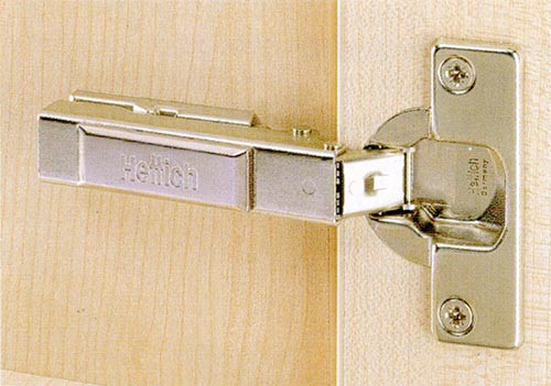 073919 Clip-On 95 Degree Concealed Hinge for 32mm Profile Doors – Half Overlay / Press-In